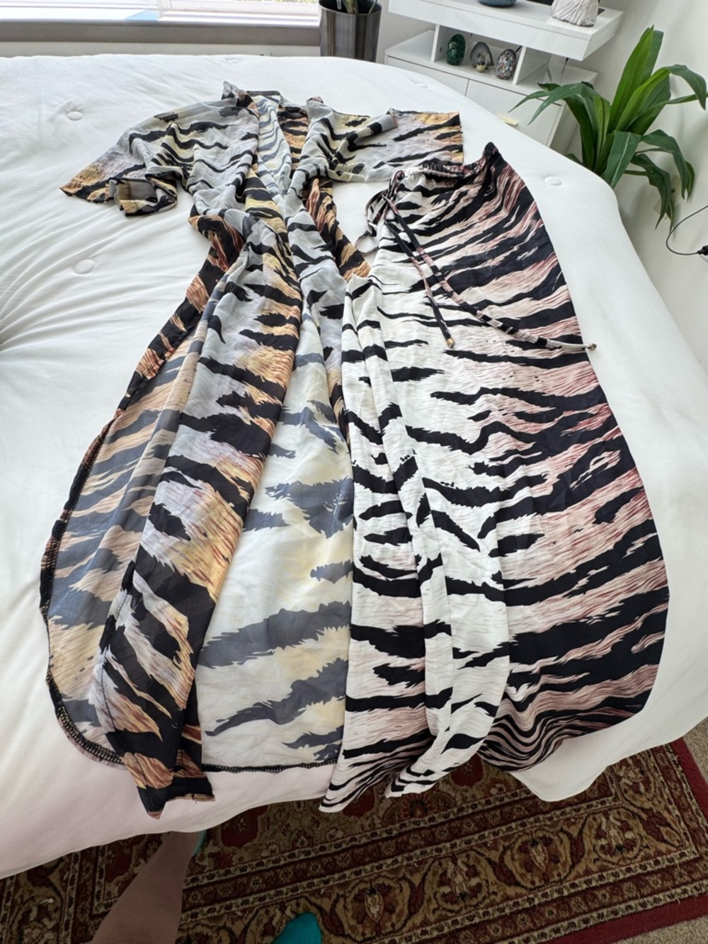Striped Zebra-Print beach/pool/lounge sheer set.
